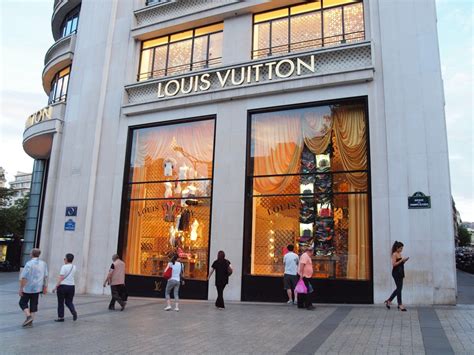 should you buy louis vuitton in paris|louis vuitton store paris france.